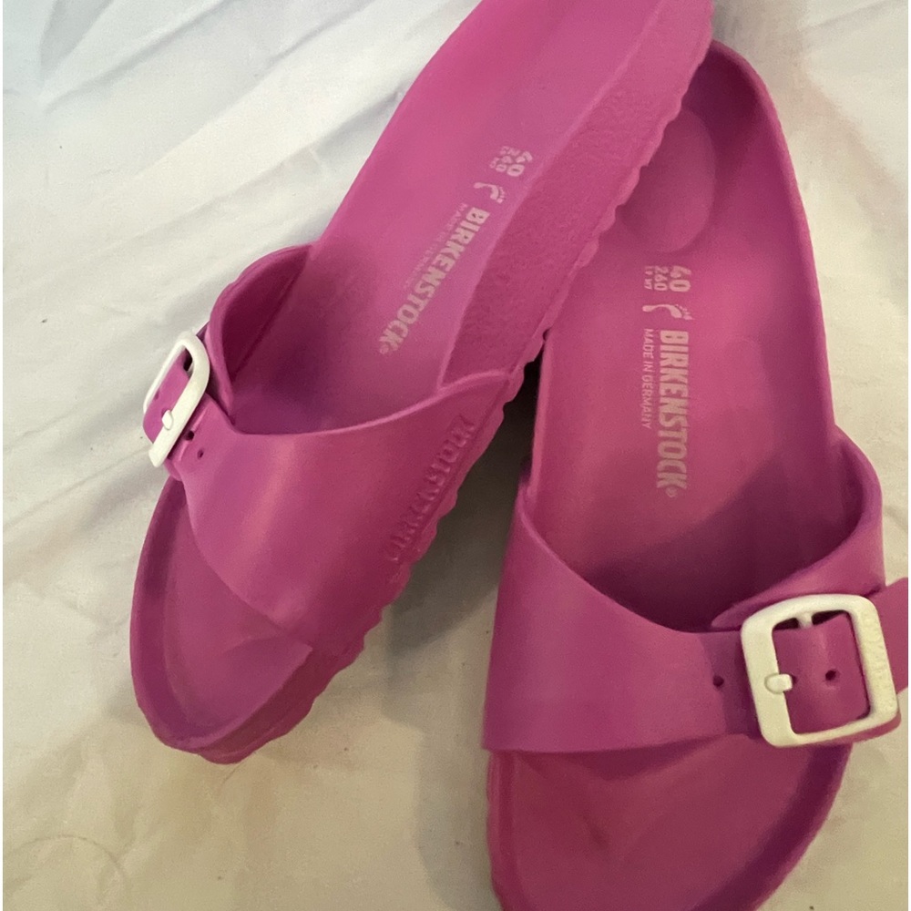 Birkenstock Fuchsia Sandals